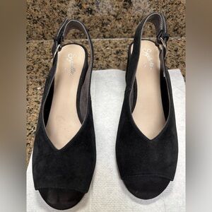 Seychelles, in real Suede Peep-Toe Slingback block Heels